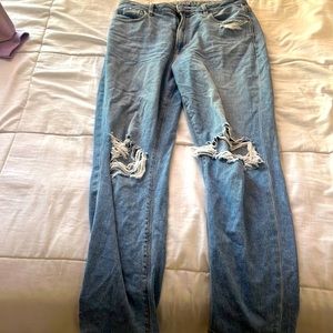 American Eagle mom jeans